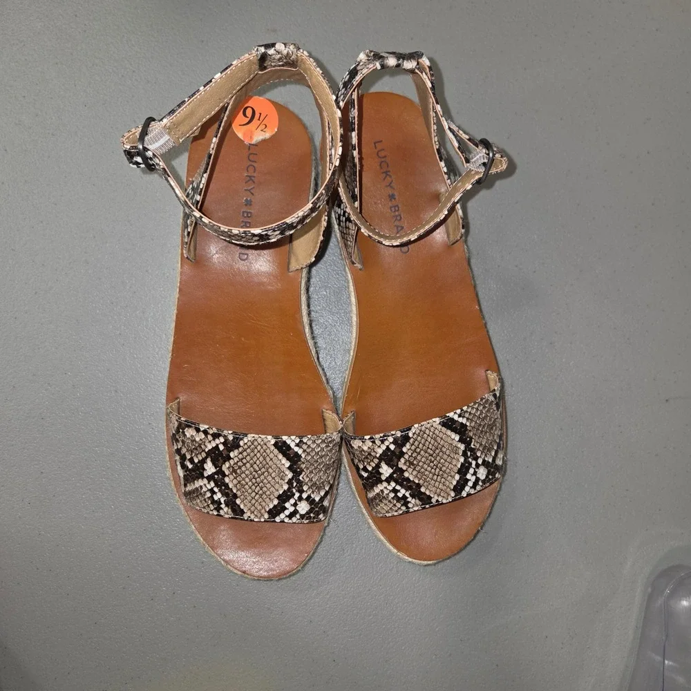 Lucky Brand Jeneka Brown Snake Print Espadrille Platform Sandal 9.5 Ankle Strap‎